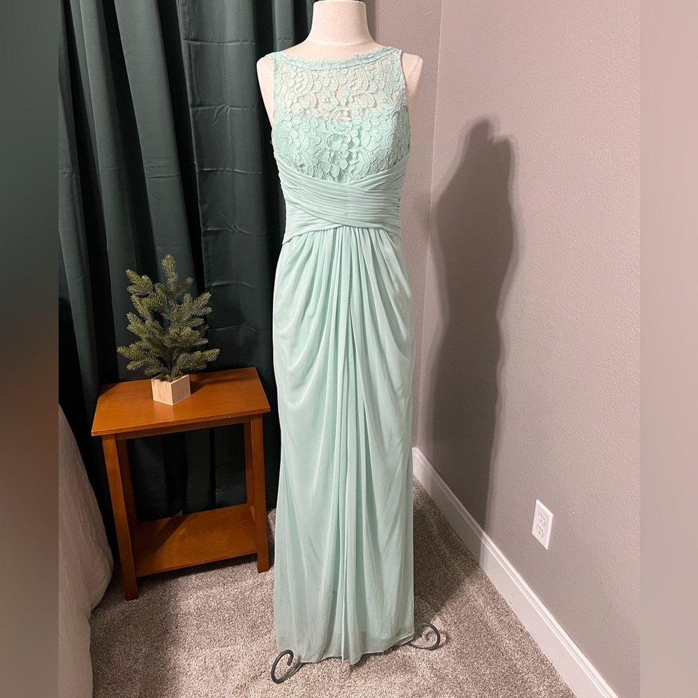 Long bridesmaid dress size 6 green lace